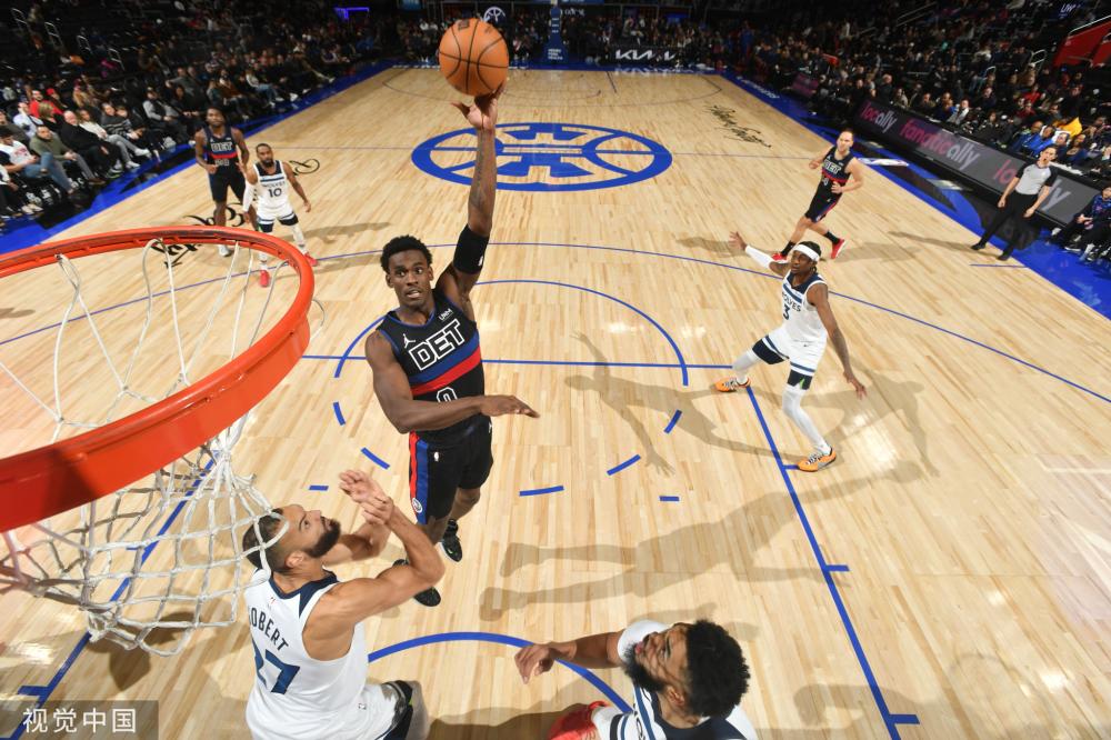 这一决定引 这一决定引